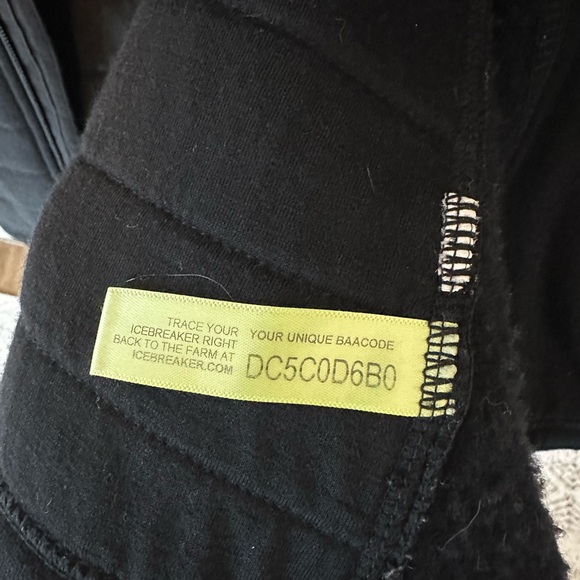 Icebreaker Women's Black Zip-Up Jacket - Picture 5 of 6